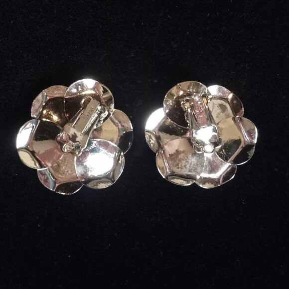 Vintage Coro Silver Flower Fashion Clip Earrings - Picture 3 of 4